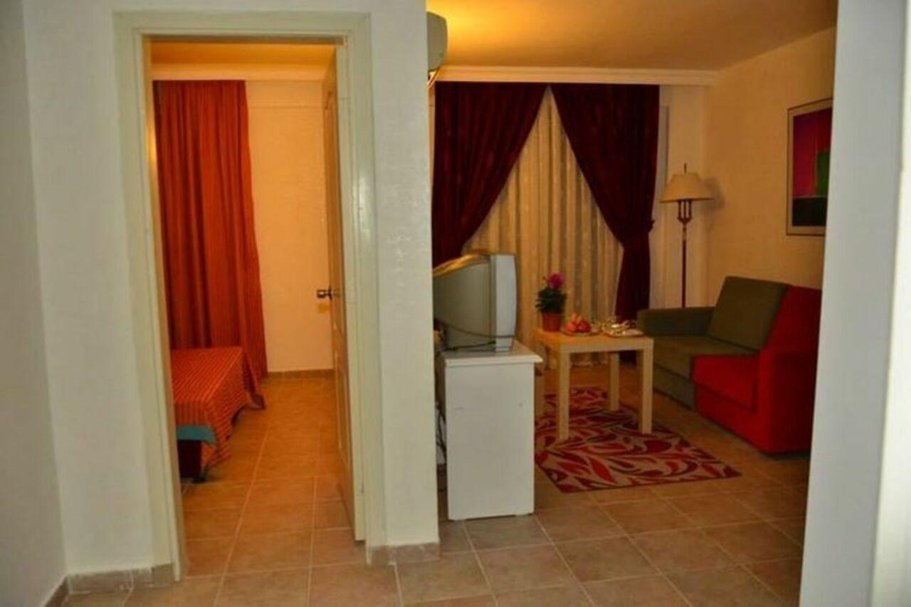 Almila Side Suite Hotel Extérieur photo